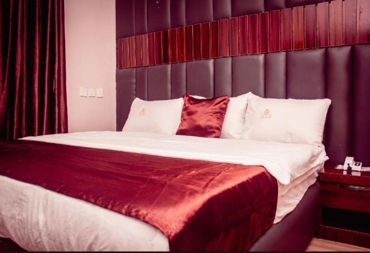 Hotel D Ritz Owode Ede Kültér fotó