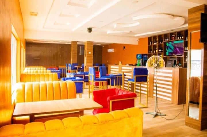 Hotel D Ritz Owode Ede Kültér fotó